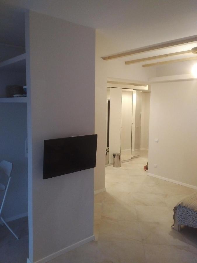 Marina Central Sunshine Studio Lejlighed Bukarest Eksteriør billede